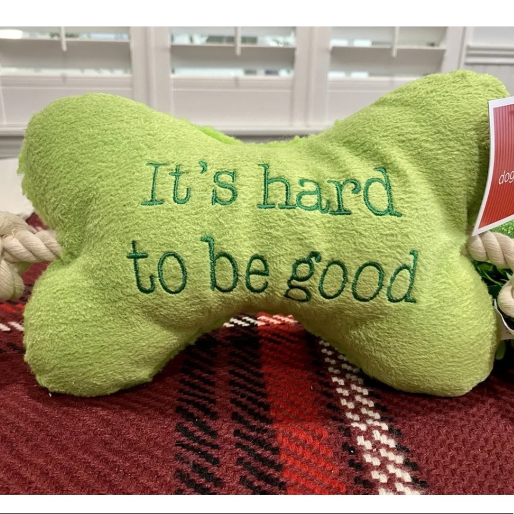 NWT Target Exclusive Christmas Dog Toy It’s Hard To Be Good Squeaky Plush Ropes